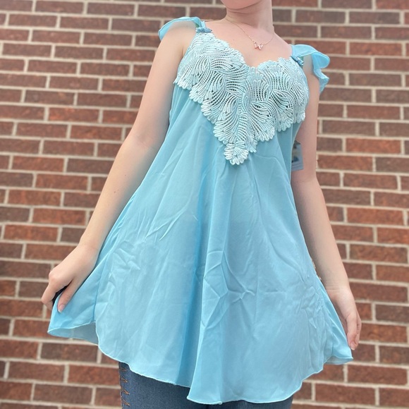 Vintage pastel blue heart slip - Picture 10 of 14